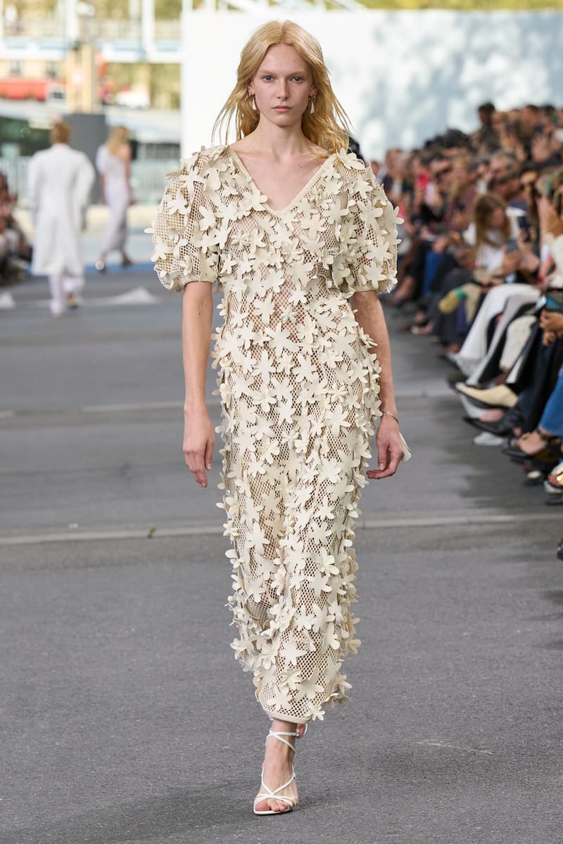 Chloé Gabriela Hearst last show 2024 ss paris fashion week looks runway