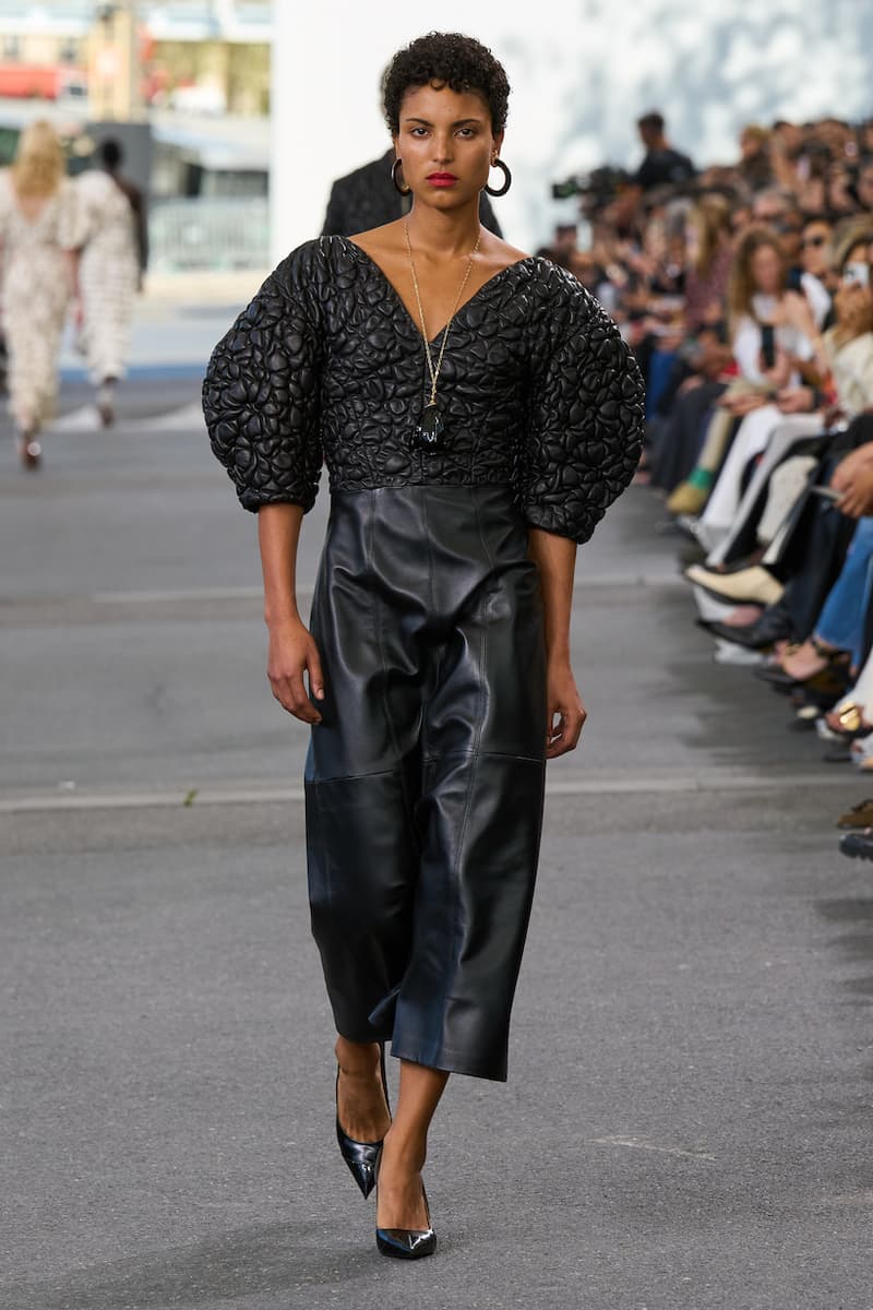 Chloé Gabriela Hearst last show 2024 ss paris fashion week looks runway