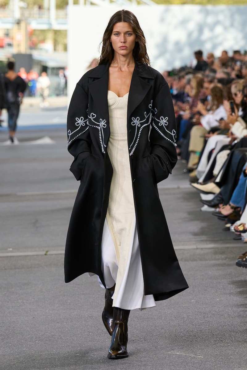 Chloé Gabriela Hearst last show 2024 ss paris fashion week looks runway