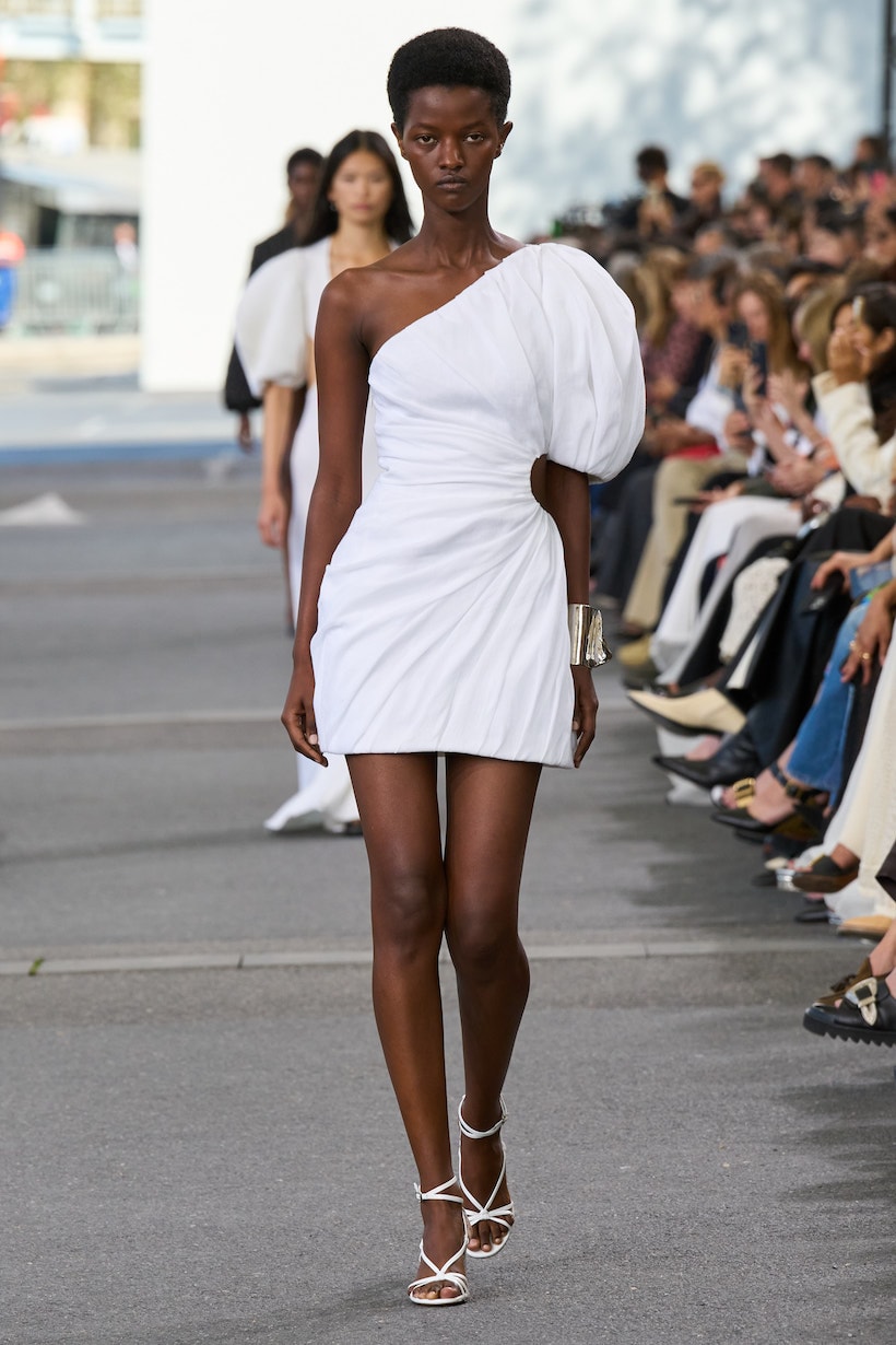 Chloé Gabriela Hearst last show 2024 ss paris fashion week looks runway