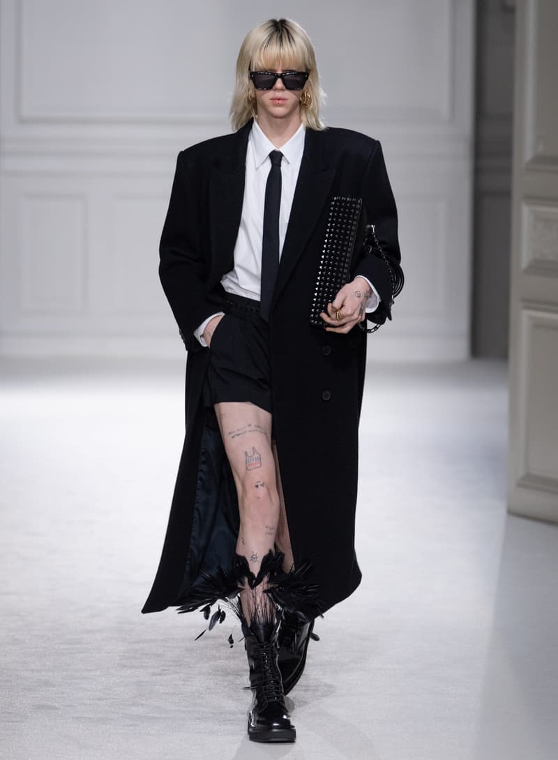 Valentino 2023 秋冬系列:打破「Black Tie」舊有規範,穿出不一樣的正裝