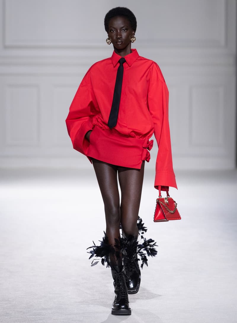 Valentino 2023 秋冬系列:打破「Black Tie」舊有規範,穿出不一樣的正裝