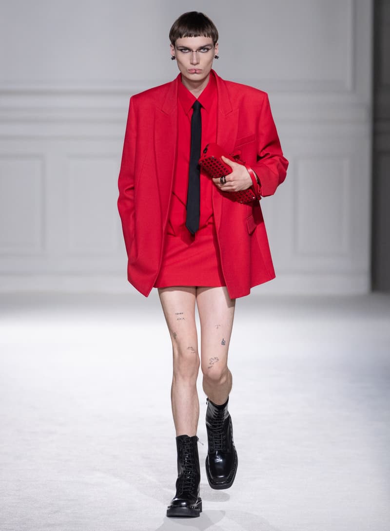 Valentino 2023 秋冬系列:打破「Black Tie」舊有規範,穿出不一樣的正裝