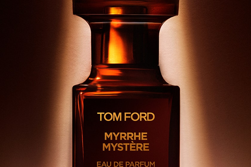 Tom Ford Beauty Cushion Foundation fashion show makeup