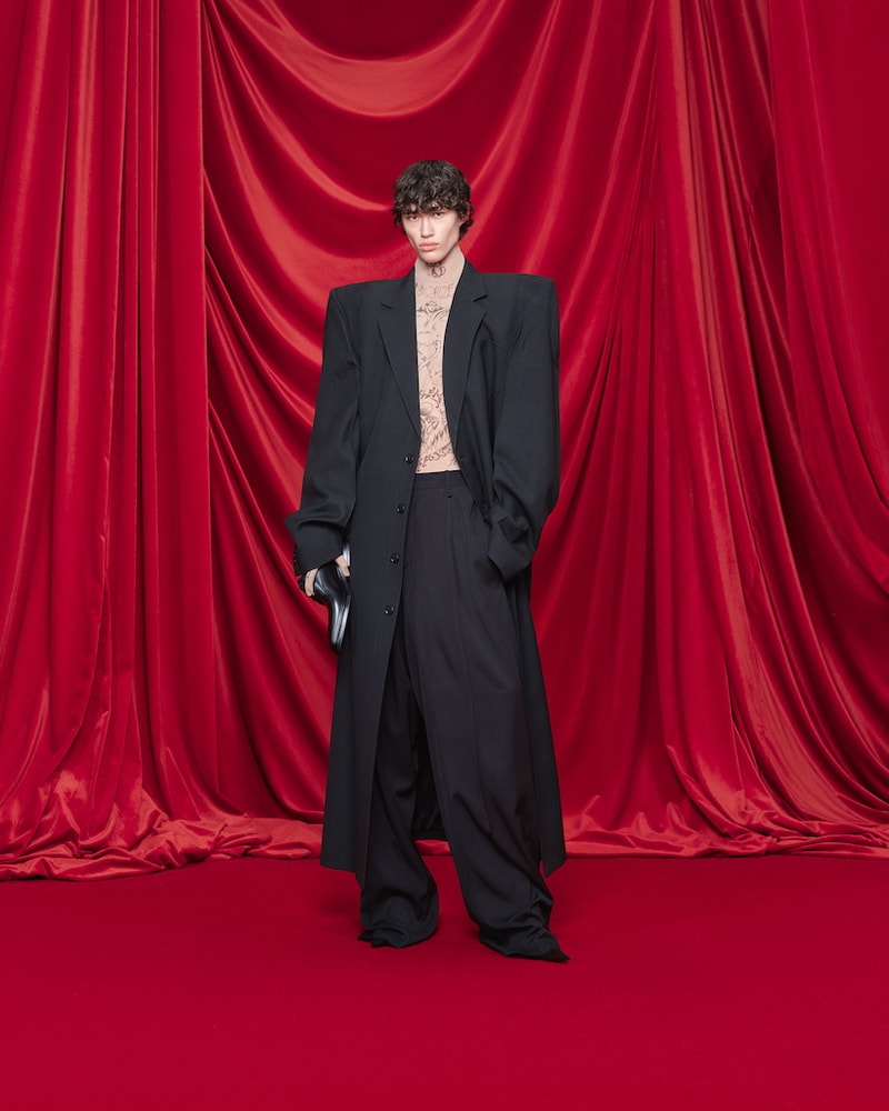 balecnciaga paris fashion week 2024 ss runway show personal details acc
