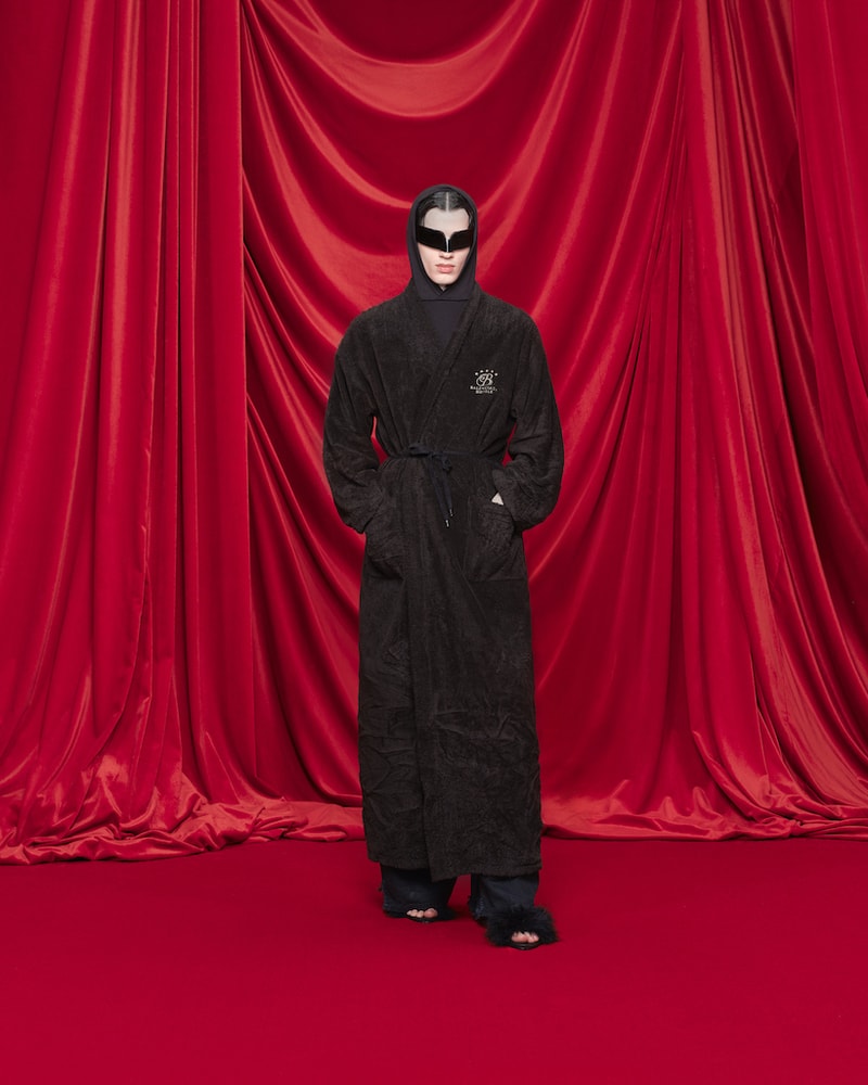 balecnciaga paris fashion week 2024 ss runway show personal details acc