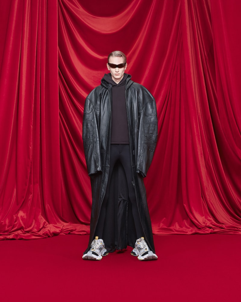 balecnciaga paris fashion week 2024 ss runway show personal details acc