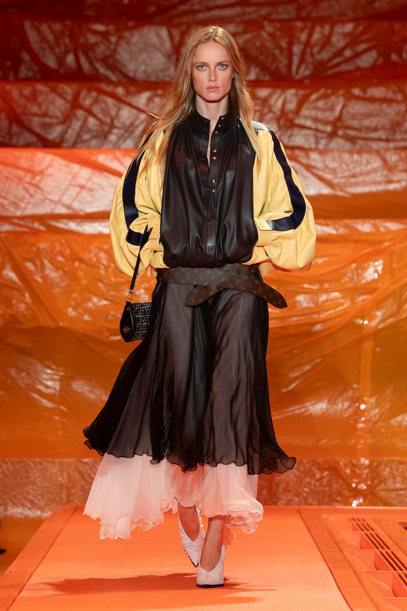 Louis vuitton 2024 ss paris fashion week runway show details bags shoes design venue