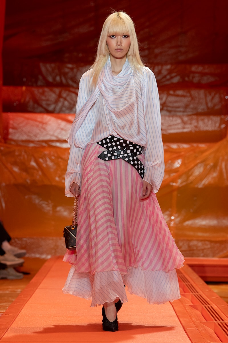 Louis vuitton 2024 ss paris fashion week runway show details bags shoes design venue