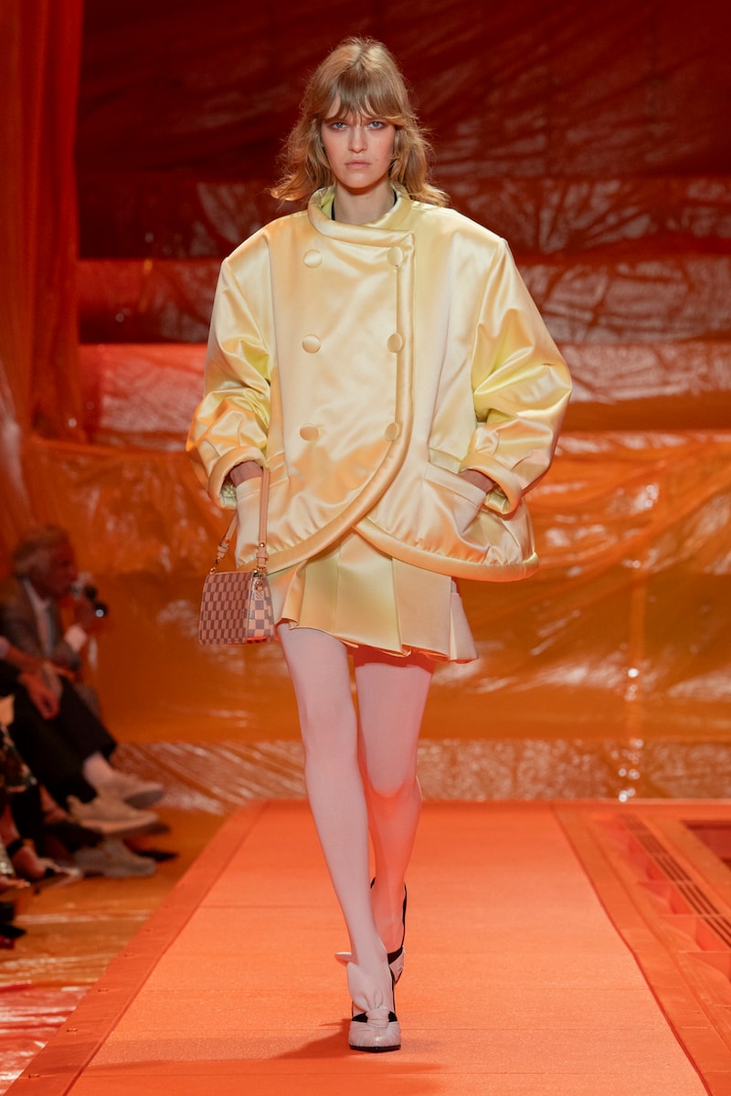 Louis vuitton 2024 ss paris fashion week runway show details bags shoes design venue