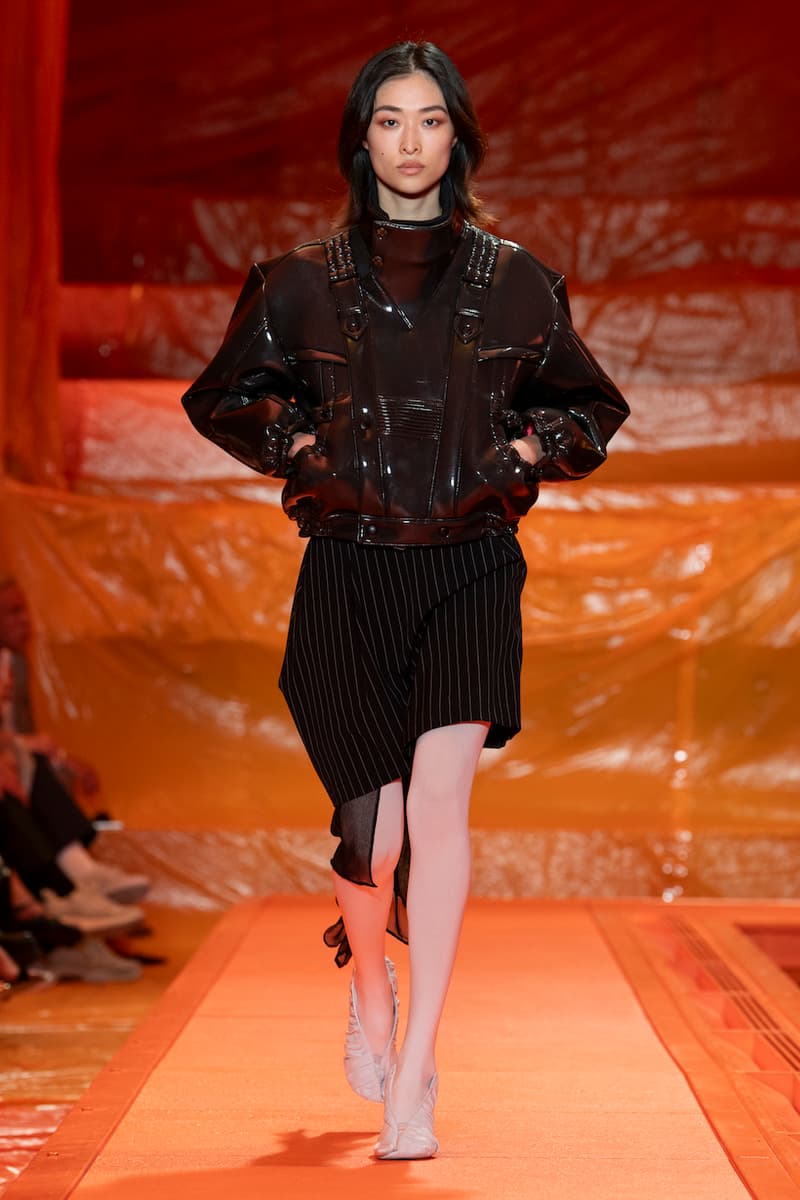Louis vuitton 2024 ss paris fashion week runway show details bags shoes design venue