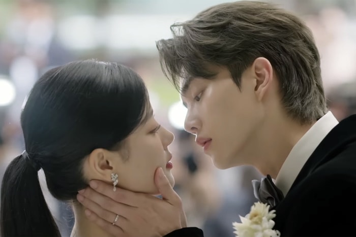 財閥女與惡魔相戀太浪漫:金裕貞跟宋江新劇《My Demon》,流出的花絮照就已經讓人期待