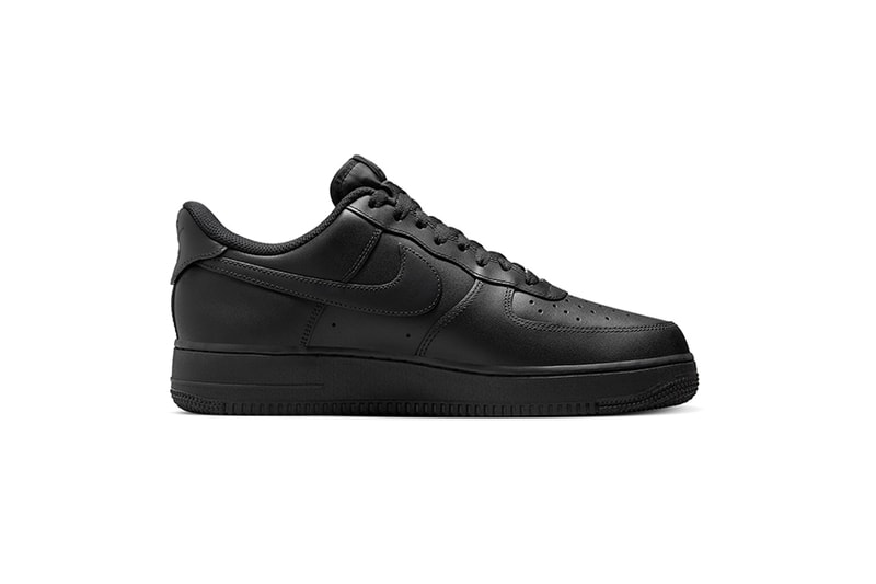 Nike EasyOn FlyEase Black Sneaker