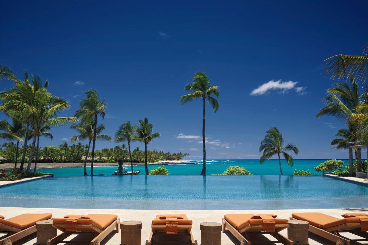 Rosewood hotel Greece Hawaii