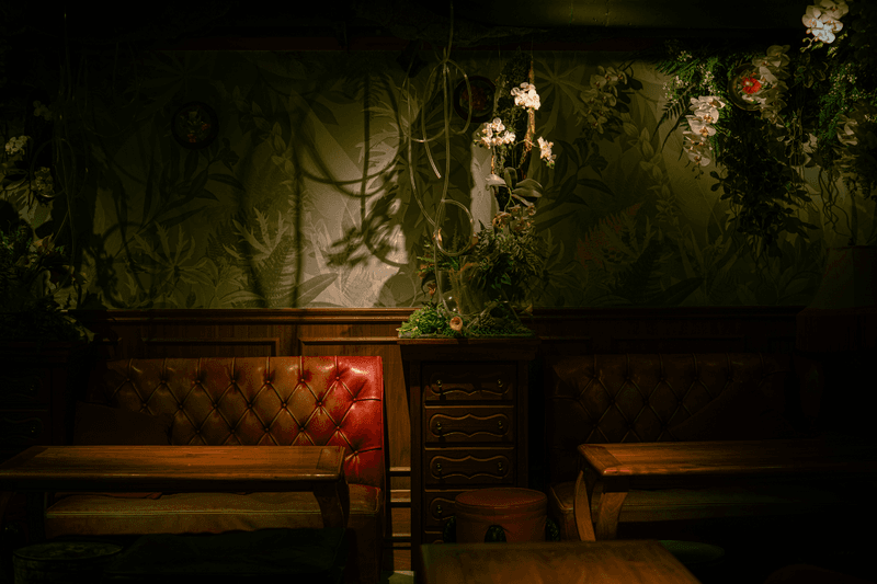  Dr. Fern's Gin Parlour central cocktail