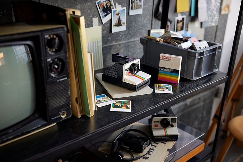 LEGO Polaroid OneStep SX-70 Camera 21345