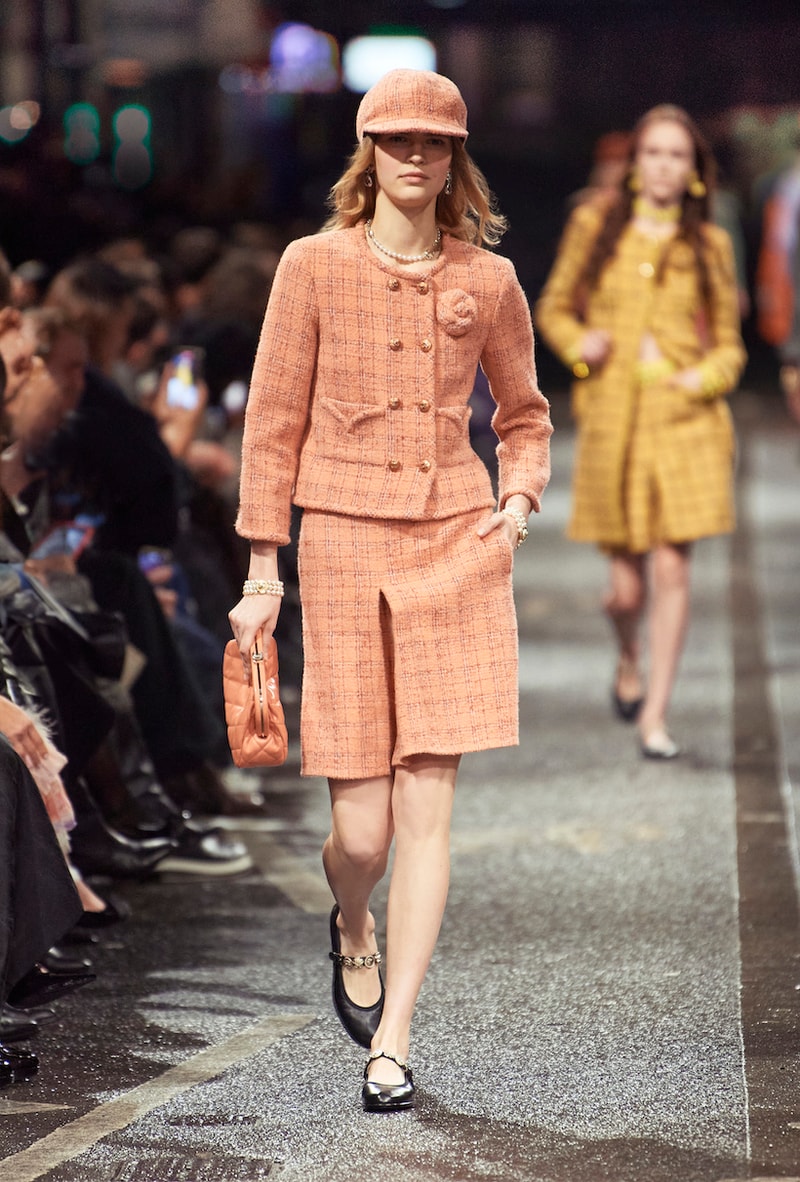 CHANEL 2023/24 Métiers d’art runway looks virginie viard