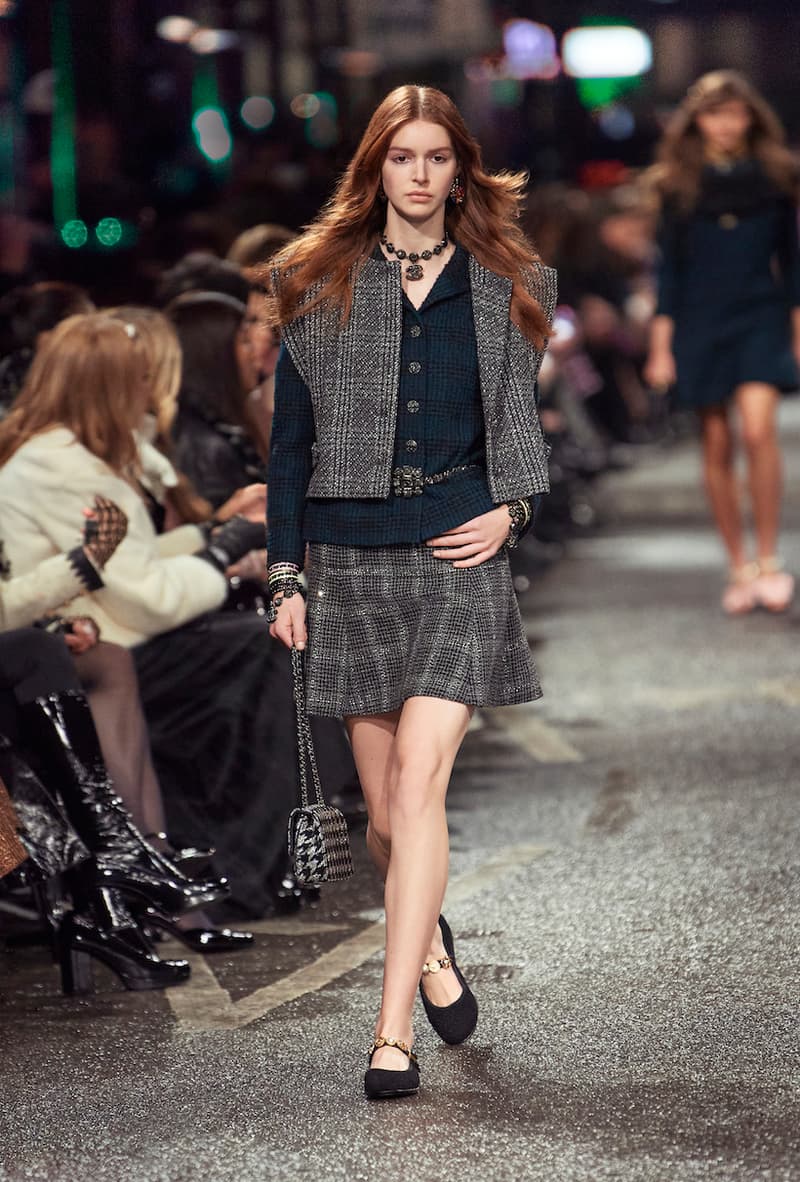 CHANEL 2023/24 Métiers d’art runway looks virginie viard