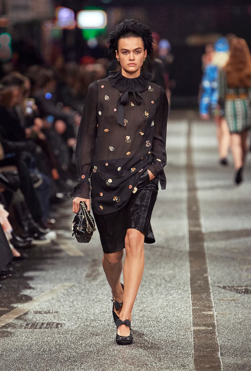 CHANEL 2023/24 Métiers d’art runway looks virginie viard