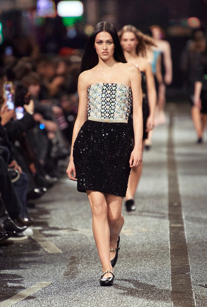 CHANEL 2023/24 Métiers d’art runway looks virginie viard