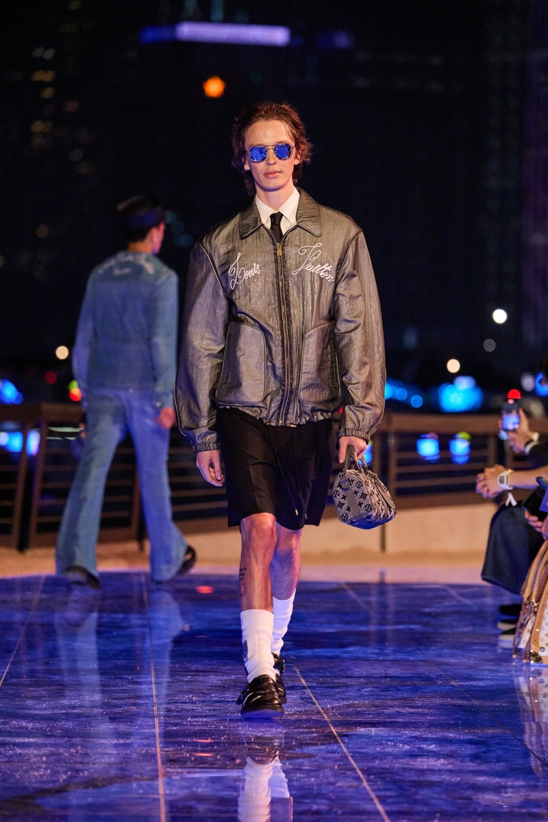 Pharrell 香港時裝展​​ Louis Vuitton 2024 初秋男裝時裝展 Pre fall 2024 宋仲基 Stray Kids Felix 平野紫耀 劉以豪 林柏宏 周潤發 郭富城 古天樂 林海峰 林嘉欣 張敬軒 Mirror 盧瀚霆 Anson Lo 呂爵安 Edan Lui 陳卓賢 Ian Chan 林家謙 Tyson Yoshi 魏浚笙 Jeffrey Ngai 邱彥筒 Marf Yau 陳凱詠 Jace Chan Kayan 9896 劉俊謙 朱鑑然 范麒智 Kenji Fan 沈月 倪晨曦 盧慧敏 Amy Lo