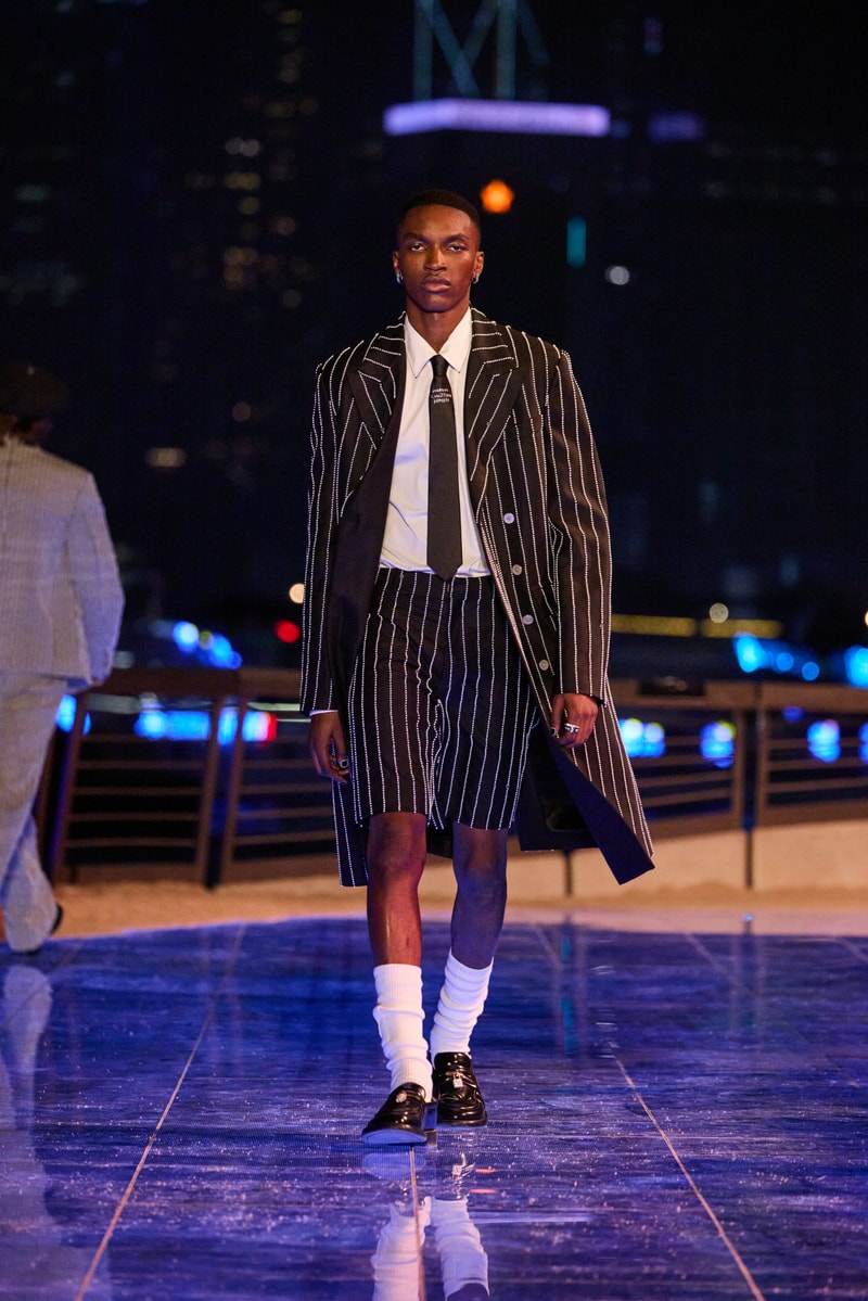 Pharrell 香港時裝展​​ Louis Vuitton 2024 初秋男裝時裝展 Pre fall 2024 宋仲基 Stray Kids Felix 平野紫耀 劉以豪 林柏宏 周潤發 郭富城 古天樂 林海峰 林嘉欣 張敬軒 Mirror 盧瀚霆 Anson Lo 呂爵安 Edan Lui 陳卓賢 Ian Chan 林家謙 Tyson Yoshi 魏浚笙 Jeffrey Ngai 邱彥筒 Marf Yau 陳凱詠 Jace Chan Kayan 9896 劉俊謙 朱鑑然 范麒智 Kenji Fan 沈月 倪晨曦 盧慧敏 Amy Lo