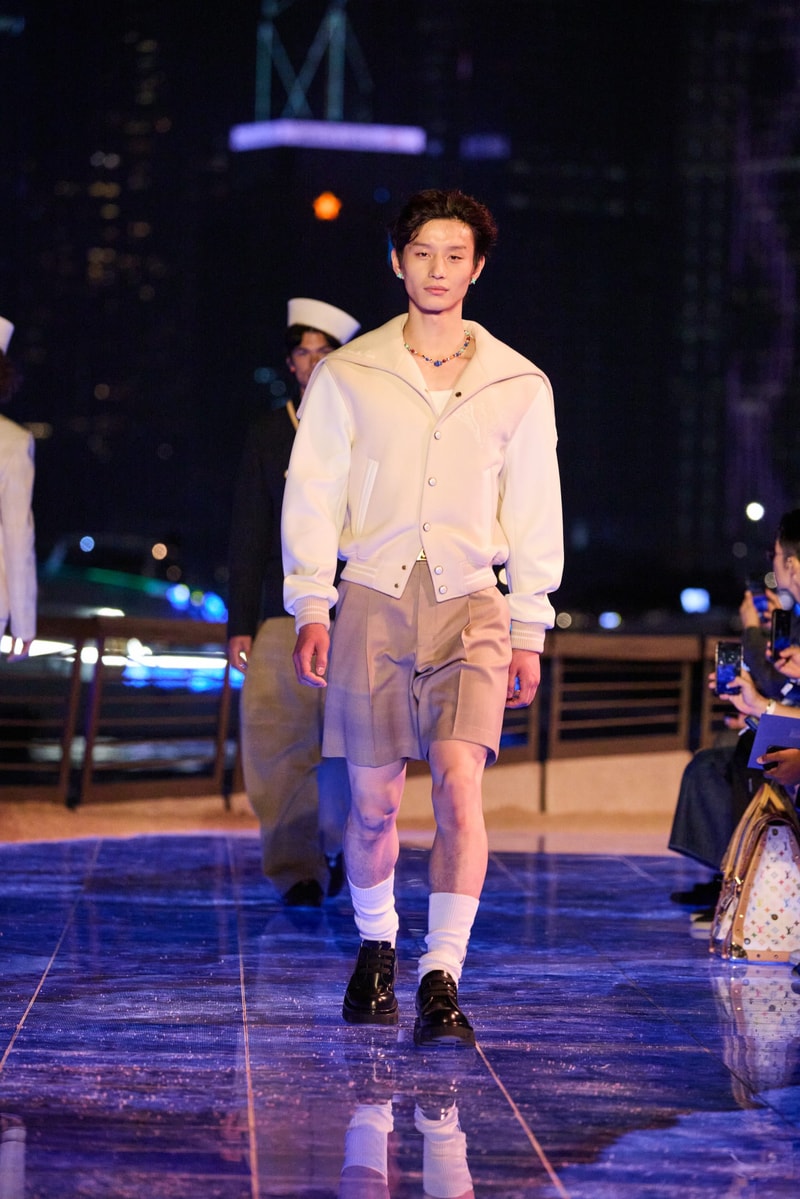 Pharrell 香港時裝展​​ Louis Vuitton 2024 初秋男裝時裝展 Pre fall 2024 宋仲基 Stray Kids Felix 平野紫耀 劉以豪 林柏宏 周潤發 郭富城 古天樂 林海峰 林嘉欣 張敬軒 Mirror 盧瀚霆 Anson Lo 呂爵安 Edan Lui 陳卓賢 Ian Chan 林家謙 Tyson Yoshi 魏浚笙 Jeffrey Ngai 邱彥筒 Marf Yau 陳凱詠 Jace Chan Kayan 9896 劉俊謙 朱鑑然 范麒智 Kenji Fan 沈月 倪晨曦 盧慧敏 Amy Lo