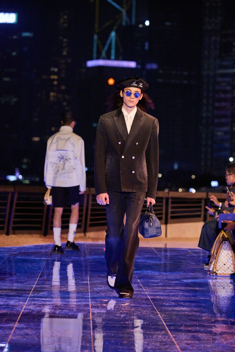 Pharrell 香港時裝展​​ Louis Vuitton 2024 初秋男裝時裝展 Pre fall 2024 宋仲基 Stray Kids Felix 平野紫耀 劉以豪 林柏宏 周潤發 郭富城 古天樂 林海峰 林嘉欣 張敬軒 Mirror 盧瀚霆 Anson Lo 呂爵安 Edan Lui 陳卓賢 Ian Chan 林家謙 Tyson Yoshi 魏浚笙 Jeffrey Ngai 邱彥筒 Marf Yau 陳凱詠 Jace Chan Kayan 9896 劉俊謙 朱鑑然 范麒智 Kenji Fan 沈月 倪晨曦 盧慧敏 Amy Lo