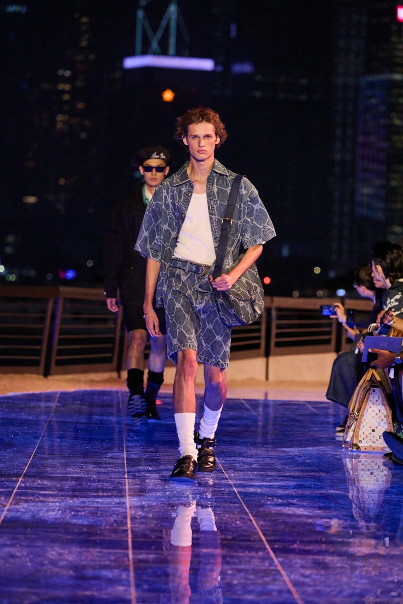 Pharrell 香港時裝展​​ Louis Vuitton 2024 初秋男裝時裝展 Pre fall 2024 宋仲基 Stray Kids Felix 平野紫耀 劉以豪 林柏宏 周潤發 郭富城 古天樂 林海峰 林嘉欣 張敬軒 Mirror 盧瀚霆 Anson Lo 呂爵安 Edan Lui 陳卓賢 Ian Chan 林家謙 Tyson Yoshi 魏浚笙 Jeffrey Ngai 邱彥筒 Marf Yau 陳凱詠 Jace Chan Kayan 9896 劉俊謙 朱鑑然 范麒智 Kenji Fan 沈月 倪晨曦 盧慧敏 Amy Lo