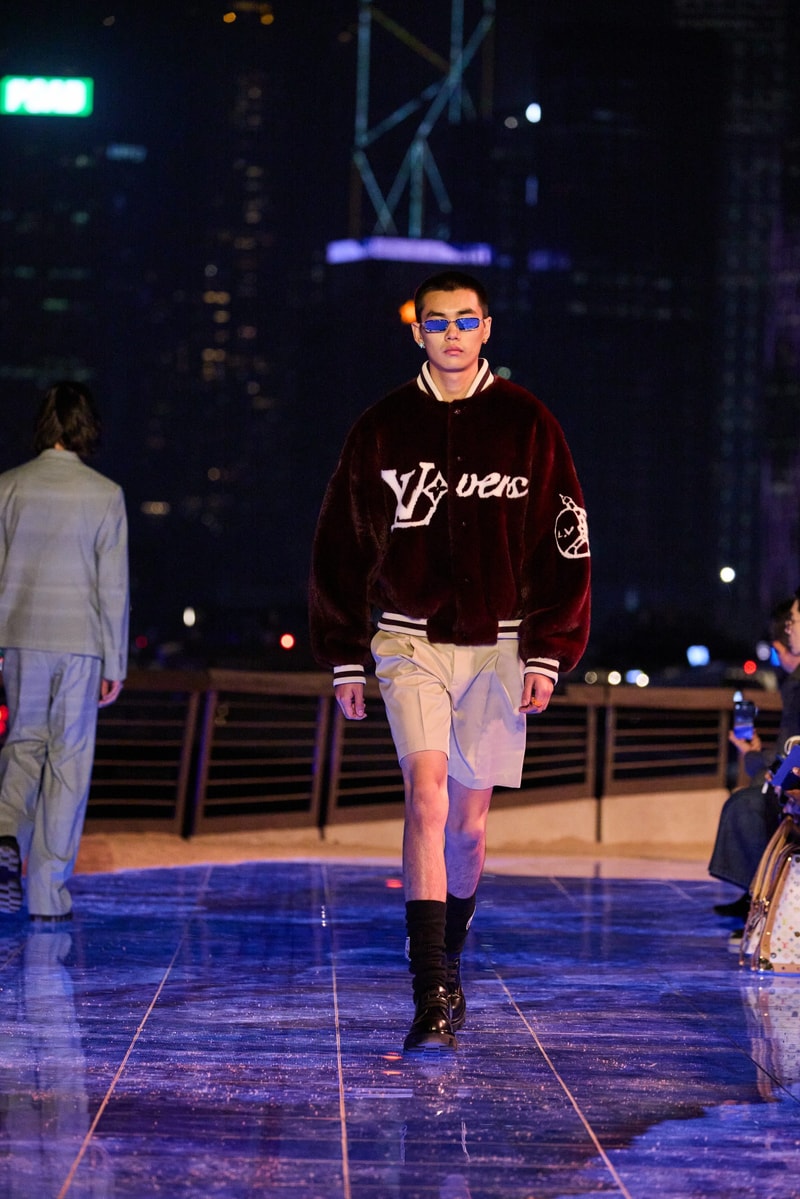 Pharrell 香港時裝展​​ Louis Vuitton 2024 初秋男裝時裝展 Pre fall 2024 宋仲基 Stray Kids Felix 平野紫耀 劉以豪 林柏宏 周潤發 郭富城 古天樂 林海峰 林嘉欣 張敬軒 Mirror 盧瀚霆 Anson Lo 呂爵安 Edan Lui 陳卓賢 Ian Chan 林家謙 Tyson Yoshi 魏浚笙 Jeffrey Ngai 邱彥筒 Marf Yau 陳凱詠 Jace Chan Kayan 9896 劉俊謙 朱鑑然 范麒智 Kenji Fan 沈月 倪晨曦 盧慧敏 Amy Lo
