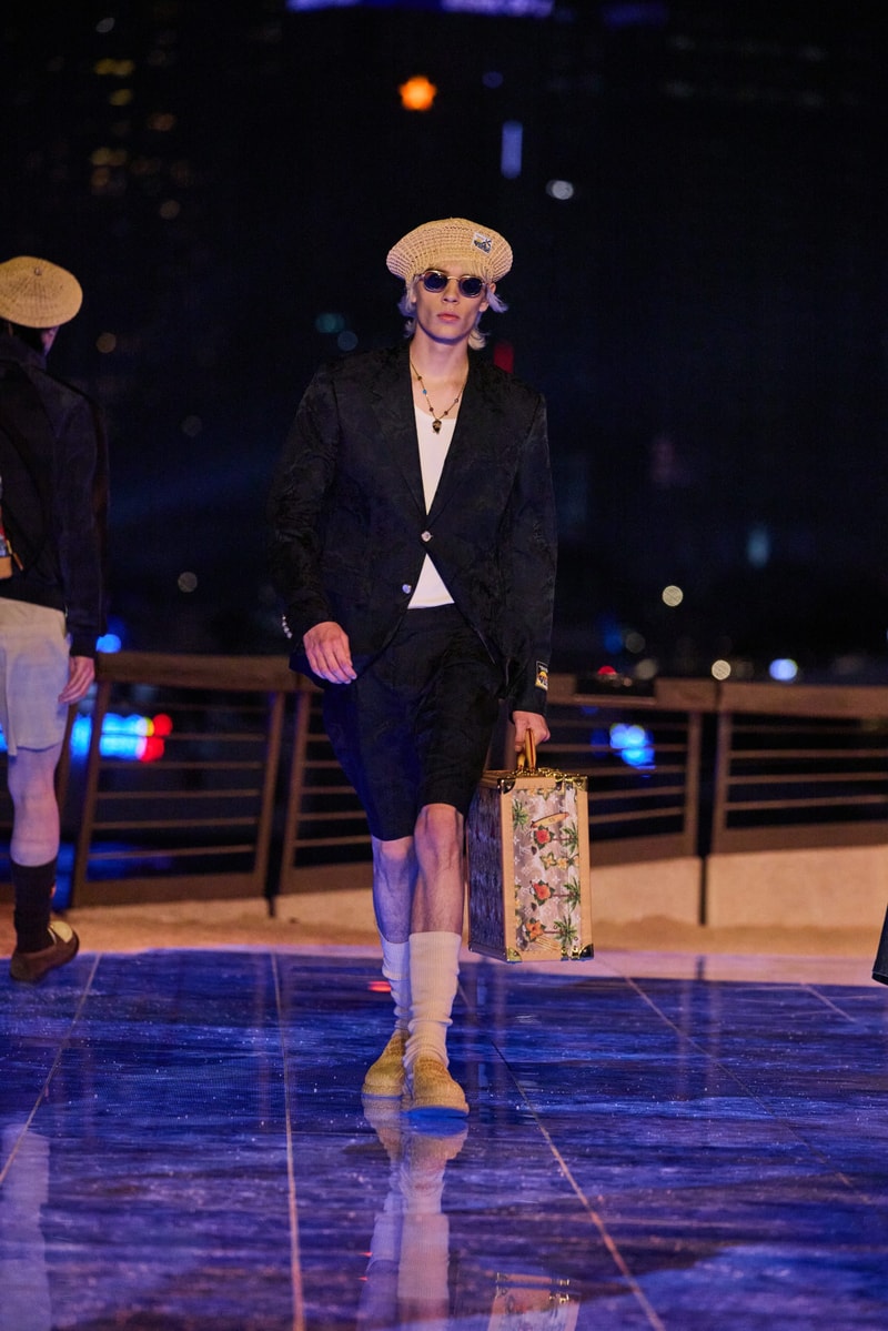 Pharrell 香港時裝展​​ Louis Vuitton 2024 初秋男裝時裝展 Pre fall 2024 宋仲基 Stray Kids Felix 平野紫耀 劉以豪 林柏宏 周潤發 郭富城 古天樂 林海峰 林嘉欣 張敬軒 Mirror 盧瀚霆 Anson Lo 呂爵安 Edan Lui 陳卓賢 Ian Chan 林家謙 Tyson Yoshi 魏浚笙 Jeffrey Ngai 邱彥筒 Marf Yau 陳凱詠 Jace Chan Kayan 9896 劉俊謙 朱鑑然 范麒智 Kenji Fan 沈月 倪晨曦 盧慧敏 Amy Lo