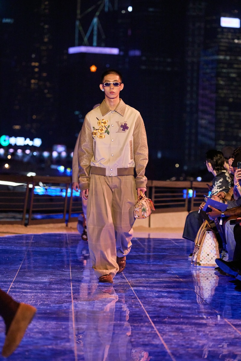 Pharrell 香港時裝展​​ Louis Vuitton 2024 初秋男裝時裝展 Pre fall 2024 宋仲基 Stray Kids Felix 平野紫耀 劉以豪 林柏宏 周潤發 郭富城 古天樂 林海峰 林嘉欣 張敬軒 Mirror 盧瀚霆 Anson Lo 呂爵安 Edan Lui 陳卓賢 Ian Chan 林家謙 Tyson Yoshi 魏浚笙 Jeffrey Ngai 邱彥筒 Marf Yau 陳凱詠 Jace Chan Kayan 9896 劉俊謙 朱鑑然 范麒智 Kenji Fan 沈月 倪晨曦 盧慧敏 Amy Lo