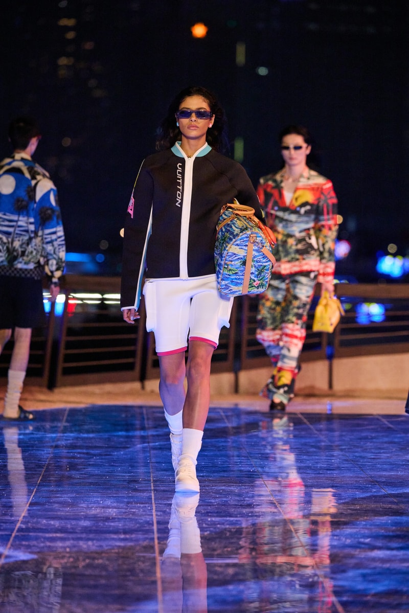 Pharrell 香港時裝展​​ Louis Vuitton 2024 初秋男裝時裝展 Pre fall 2024 宋仲基 Stray Kids Felix 平野紫耀 劉以豪 林柏宏 周潤發 郭富城 古天樂 林海峰 林嘉欣 張敬軒 Mirror 盧瀚霆 Anson Lo 呂爵安 Edan Lui 陳卓賢 Ian Chan 林家謙 Tyson Yoshi 魏浚笙 Jeffrey Ngai 邱彥筒 Marf Yau 陳凱詠 Jace Chan Kayan 9896 劉俊謙 朱鑑然 范麒智 Kenji Fan 沈月 倪晨曦 盧慧敏 Amy Lo