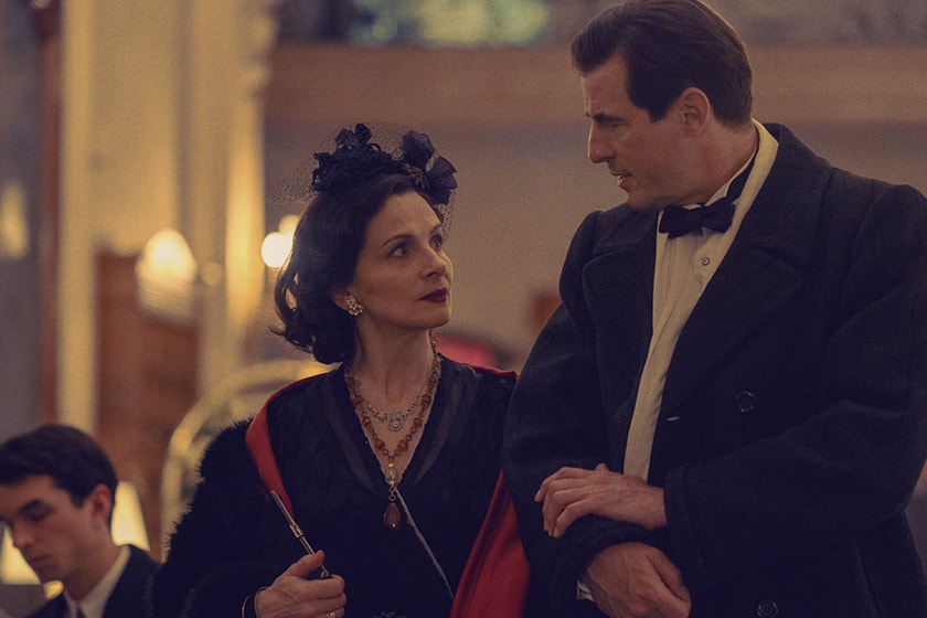 The New Look apple tv plus Christian Dior Coco Chanel Juliette Binoche Ben Mendelsohn