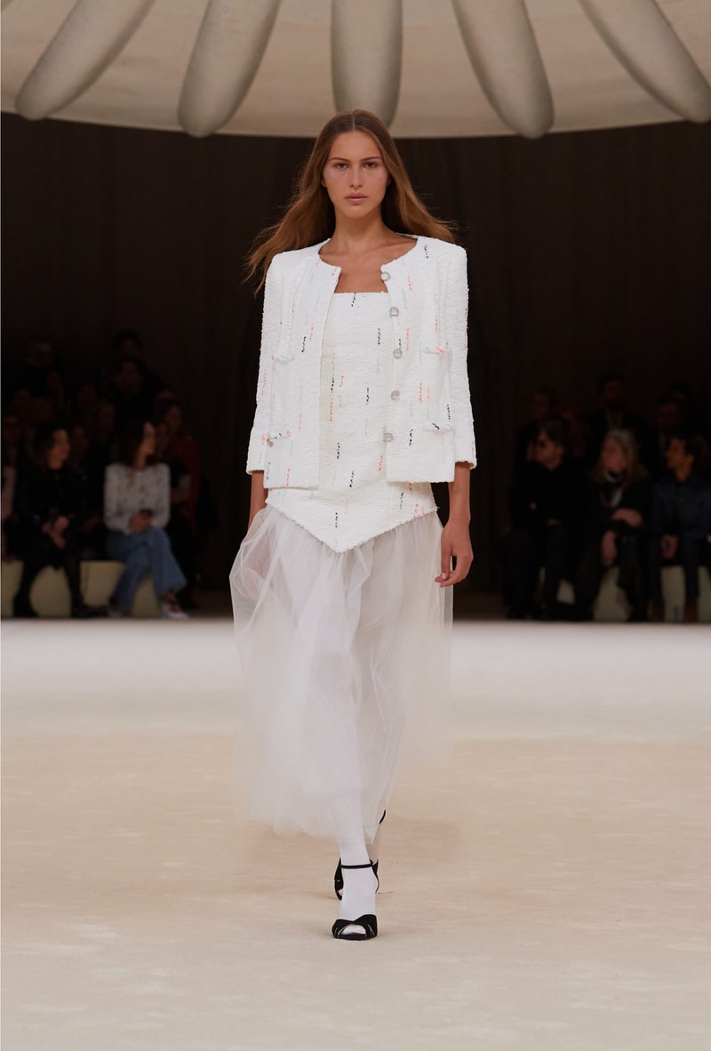 CHANEL spring summer 2024 haute couture show Virginie Viard