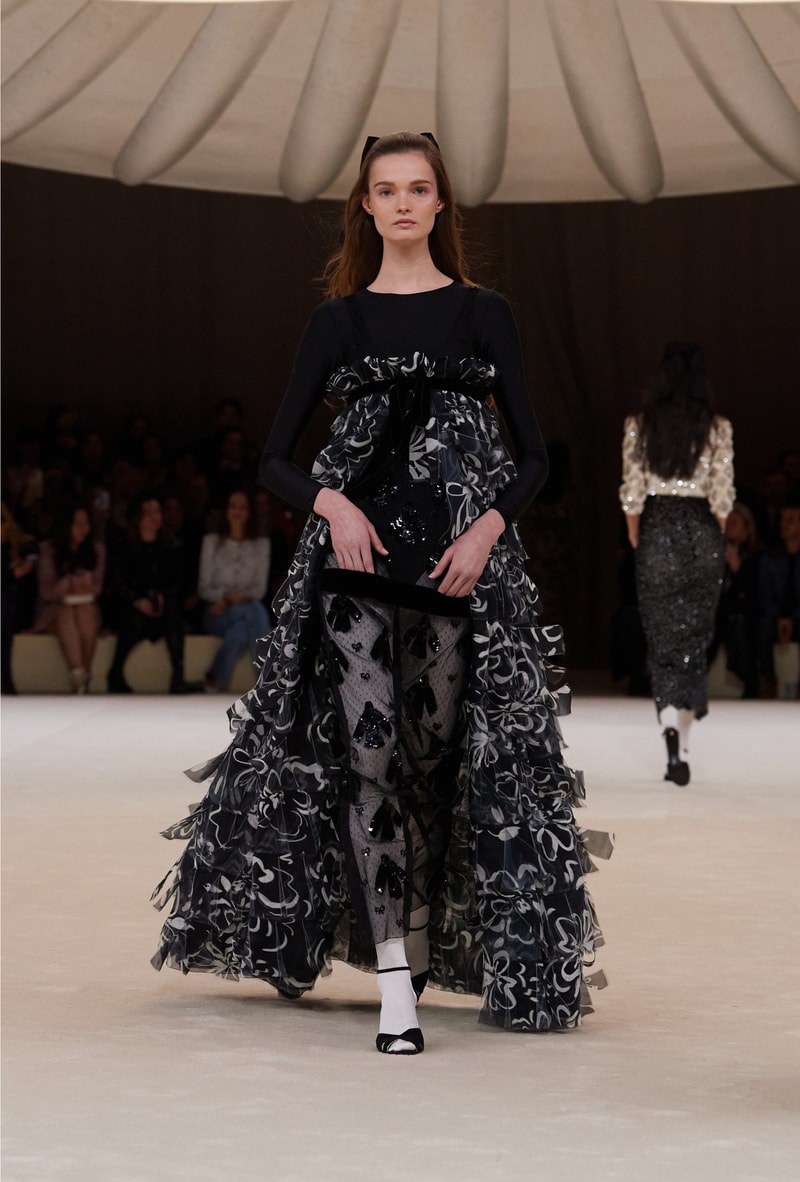 CHANEL spring summer 2024 haute couture show Virginie Viard