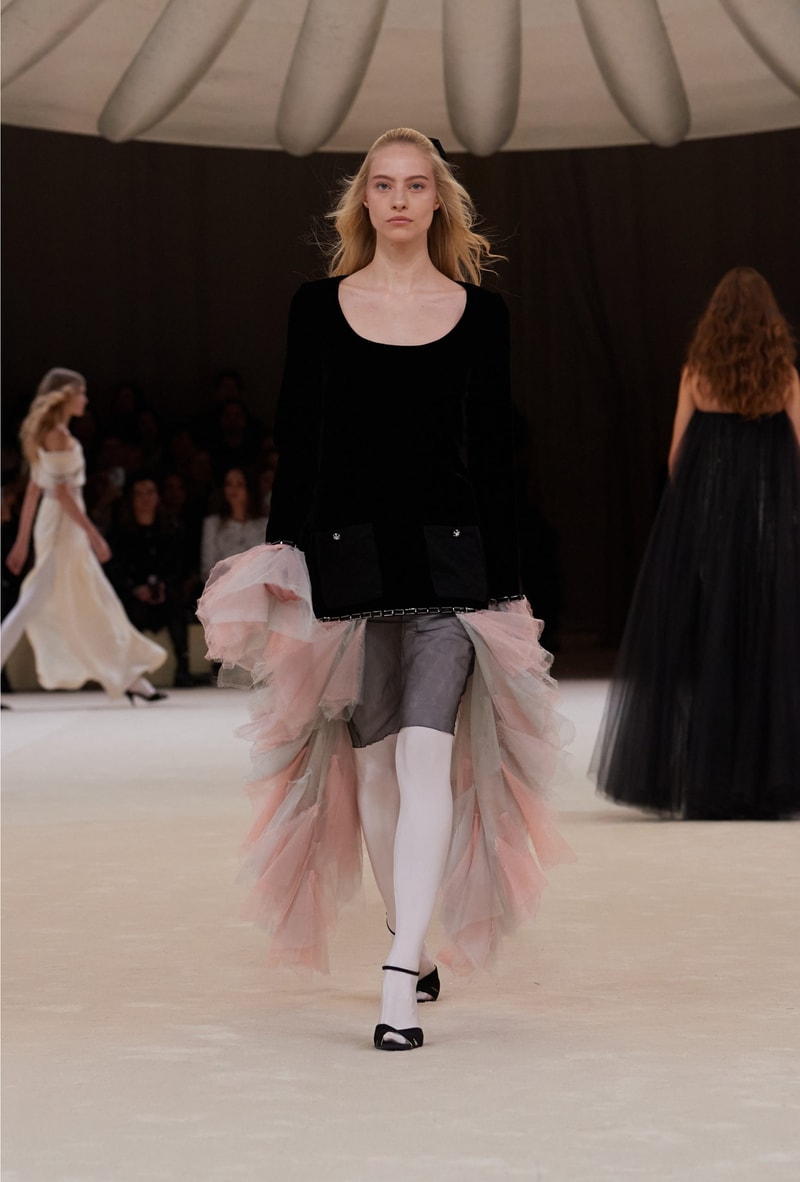 CHANEL spring summer 2024 haute couture show Virginie Viard