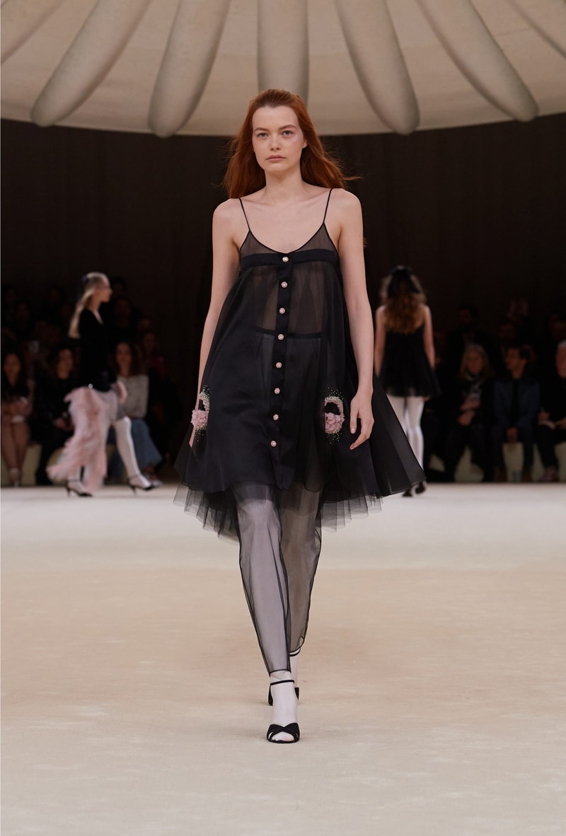 CHANEL spring summer 2024 haute couture show Virginie Viard