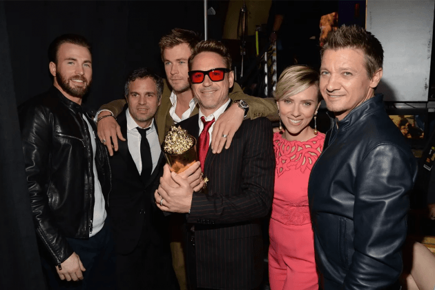 alba-baptista-chris-evans-celebrities-marriage-marvels-the-avengers-captain-america