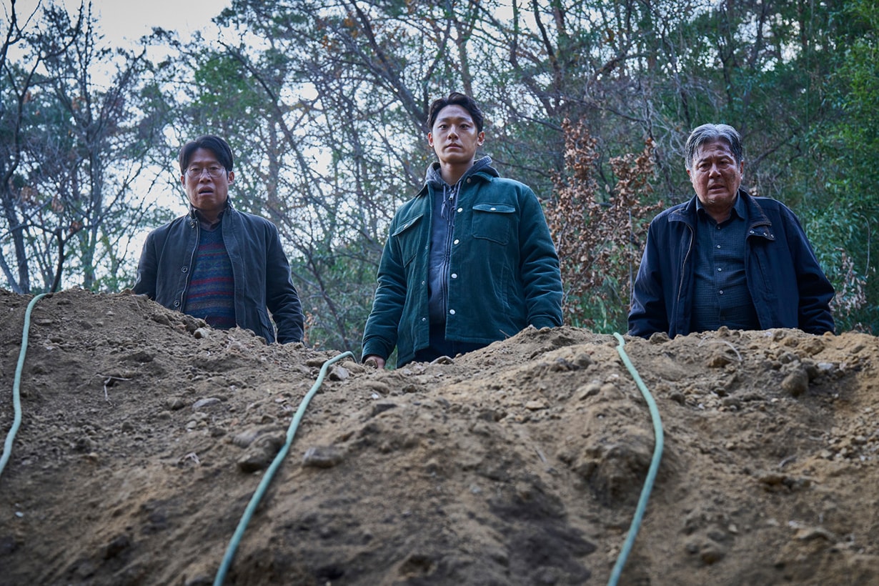 Exhuma Korean Movie Lee Do hyun Kim Go Eun Choi Min sik Yu Hae jin