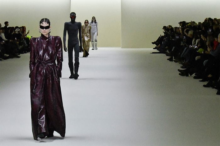 Balenciaga 選址上海發佈 2025 春季系列,Demna 掌舵後首次在中國舉辦時裝展!