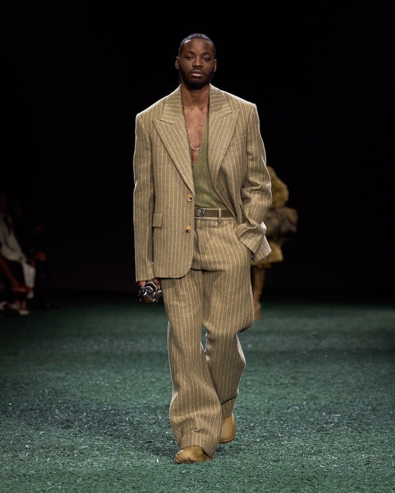 burberry 2024 autumn winter runway all looks london fashion week