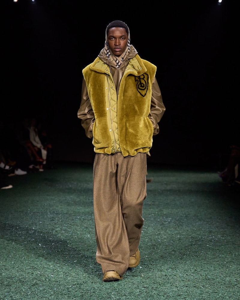 burberry 2024 autumn winter runway all looks london fashion week