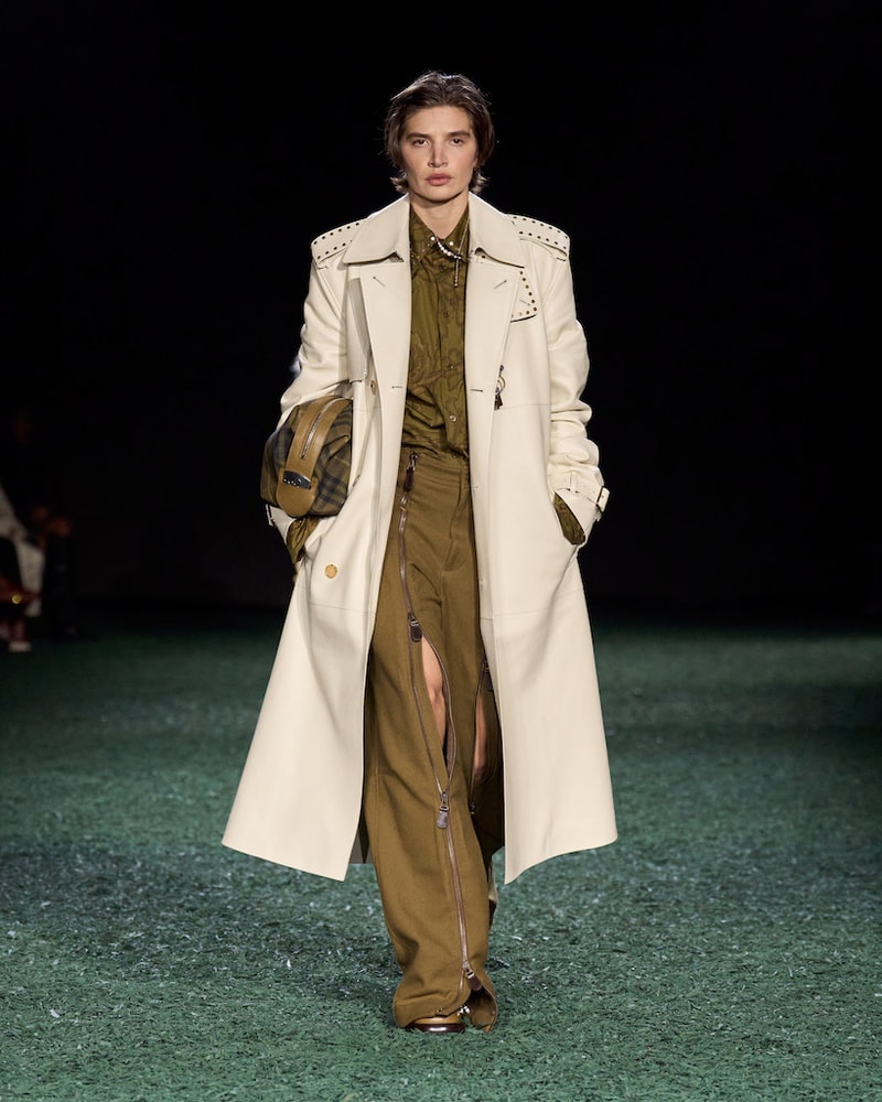 burberry 2024 autumn winter runway all looks london fashion week