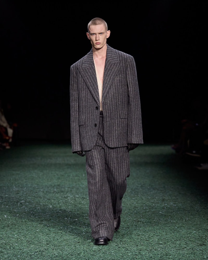 burberry 2024 autumn winter runway all looks london fashion week