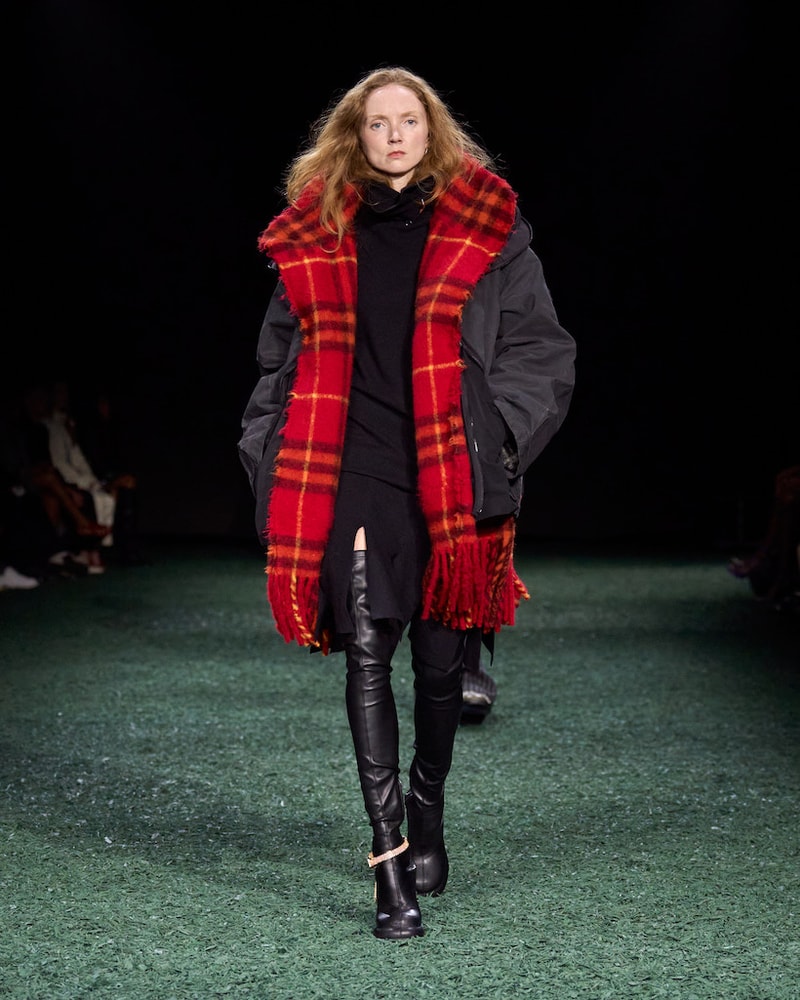 burberry 2024 autumn winter runway all looks london fashion week