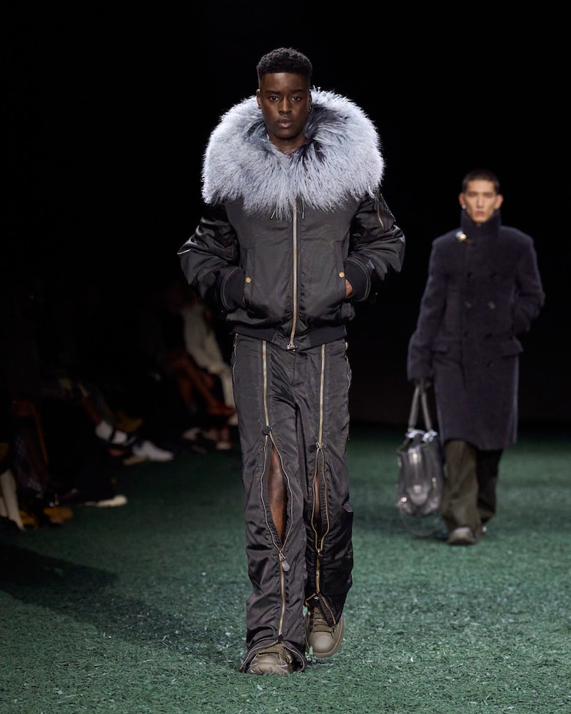 burberry 2024 autumn winter runway all looks london fashion week