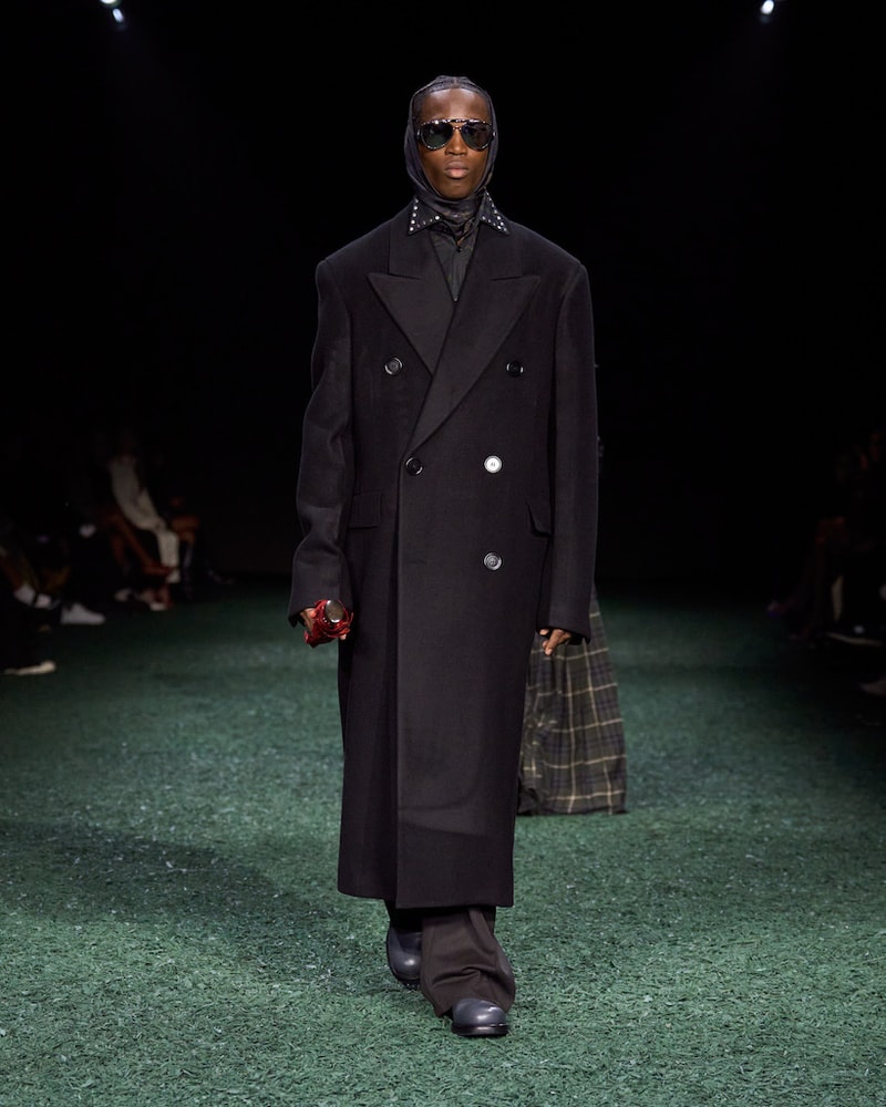 burberry 2024 autumn winter runway all looks london fashion week