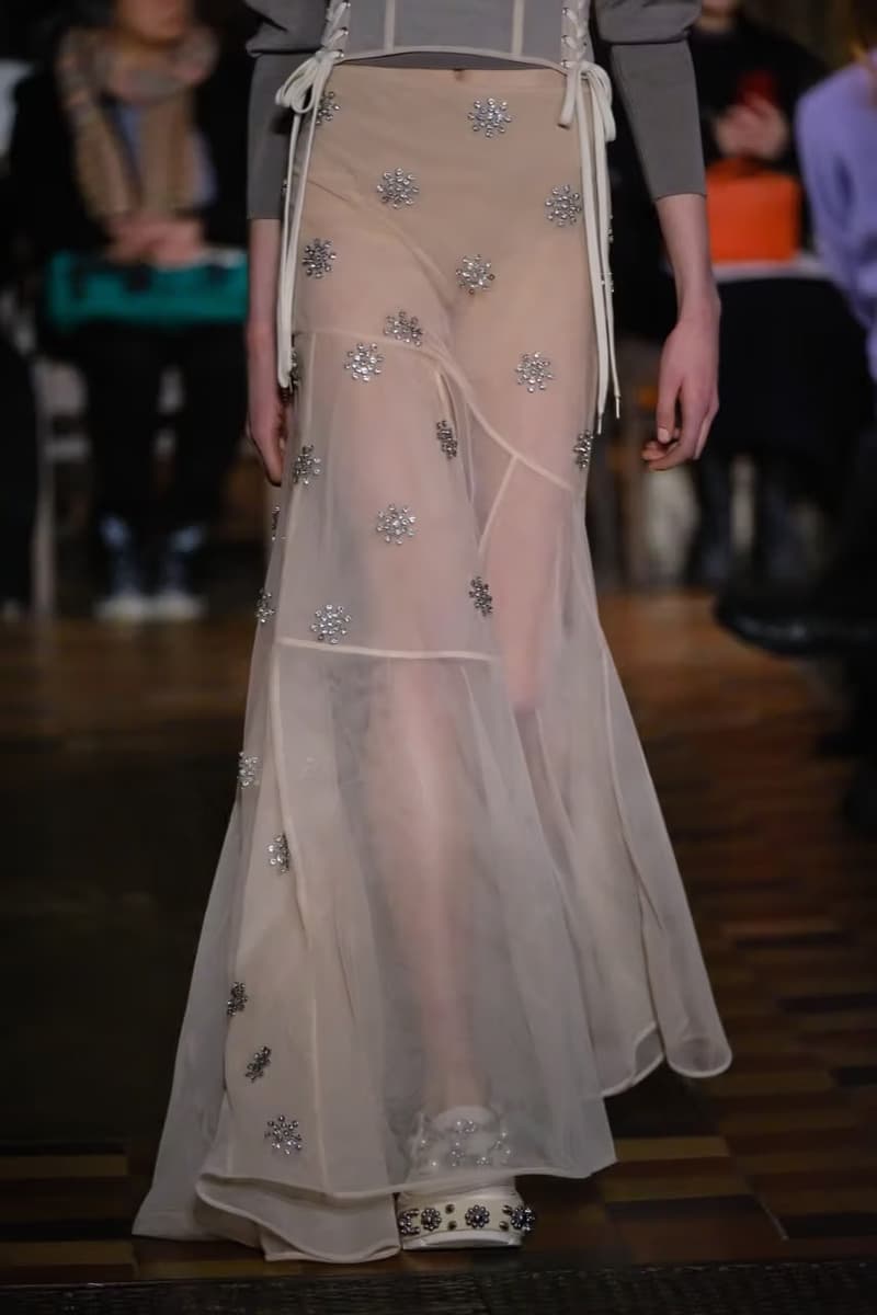 Simone-Rocha-Crocs-collaboration-london-fashion-week-release-date