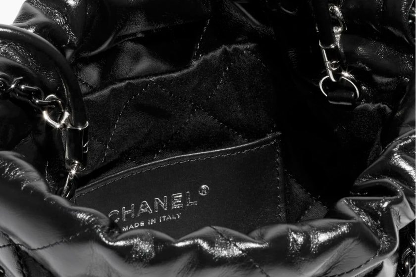 chanel 22 all black mini handbags 2024 spring summer pre-collection price so black